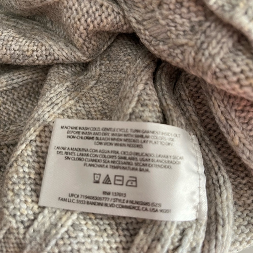 Heather Sweater - Picture 9 of 10